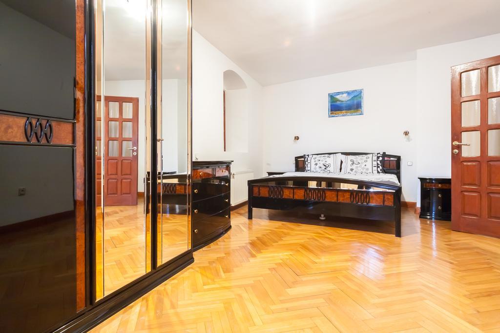 Villa & Apartments Perasto Exterior photo